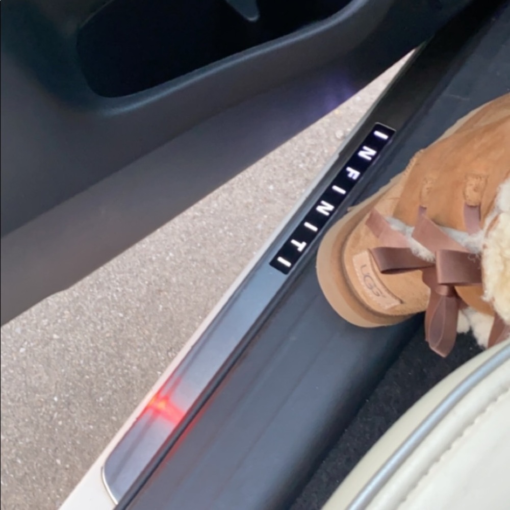 Meet your Posher, Nawme hame